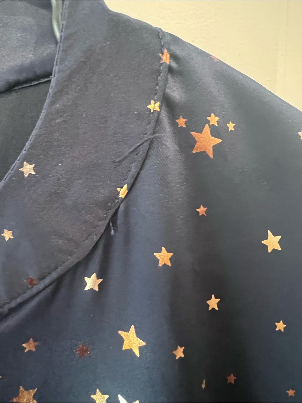 Entro Navy Top with Metallic Gold Star Print Size XL - Picture 12 of 16